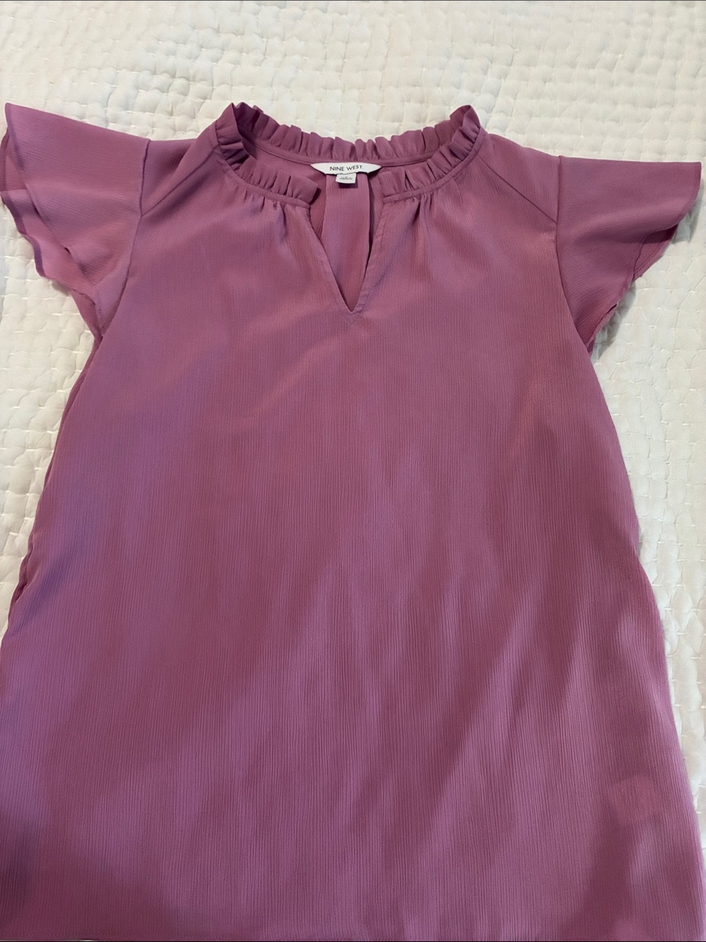 Nine West Dusty Mauve Ruffled V-Neck Flutter Sleeve Blouse Size L